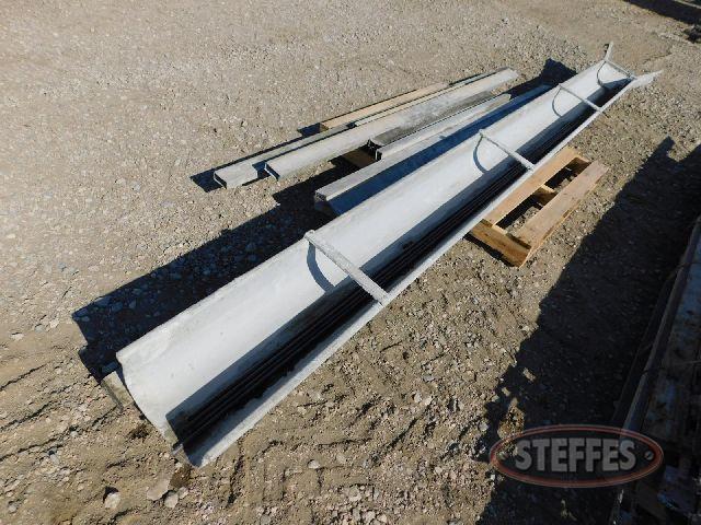 Asst. magnesium screed boards, 16- concrete chute, 8- Kelly aluminum screed board_1.jpg